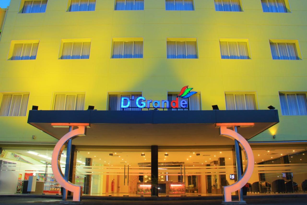 迪格兰德酒店 Batam 外观 照片