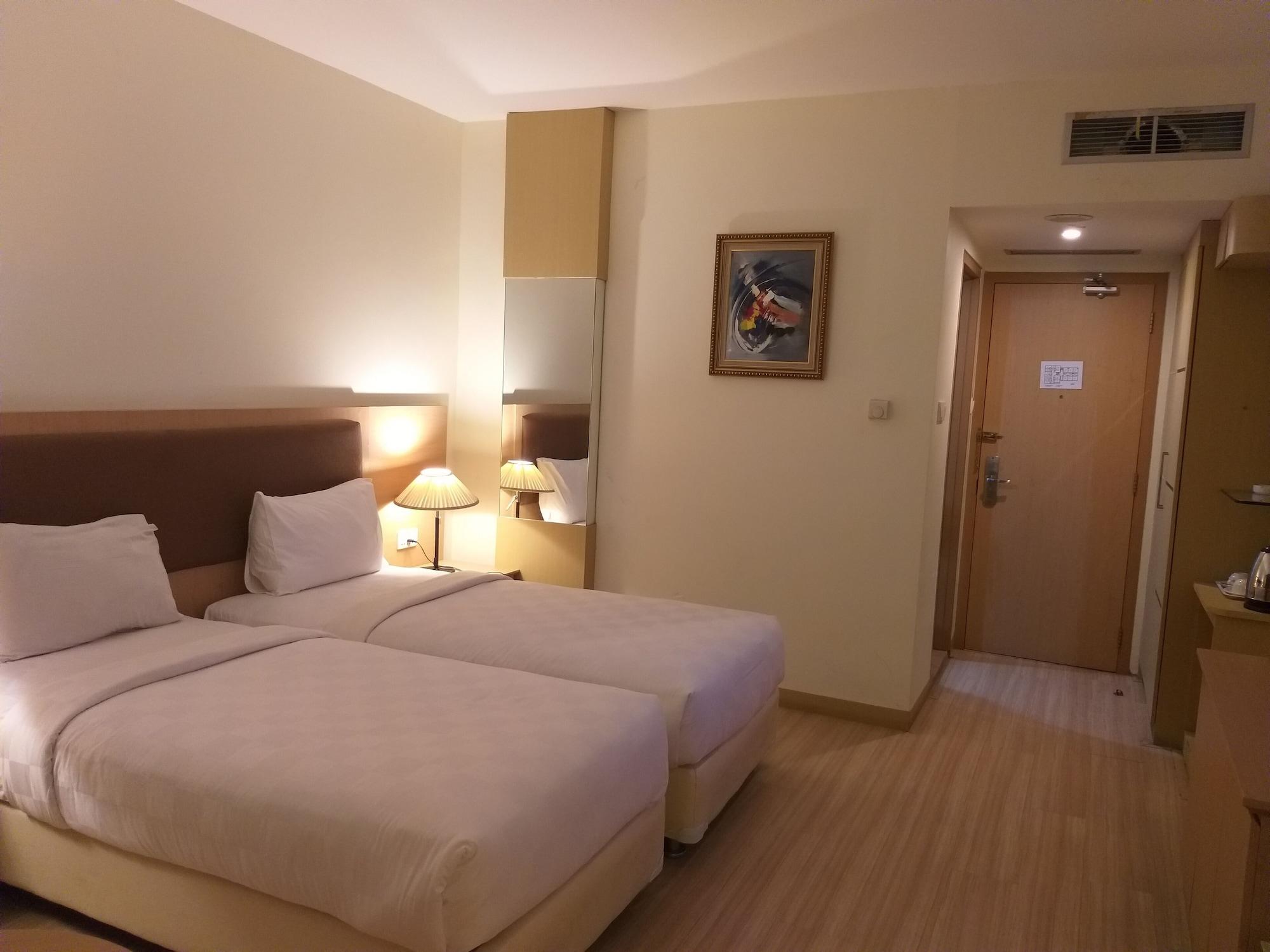 迪格兰德酒店 Batam 外观 照片