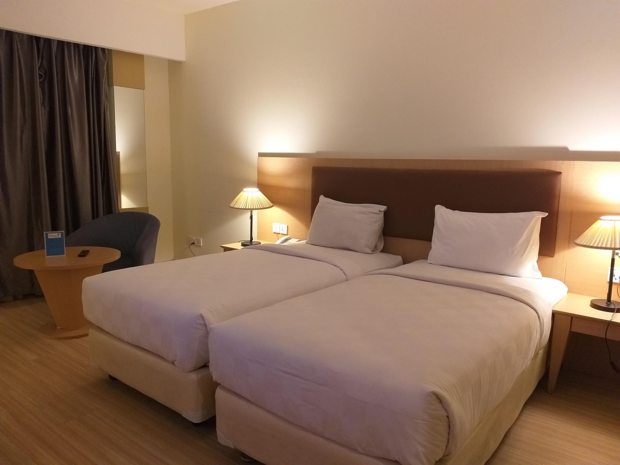 迪格兰德酒店 Batam 外观 照片