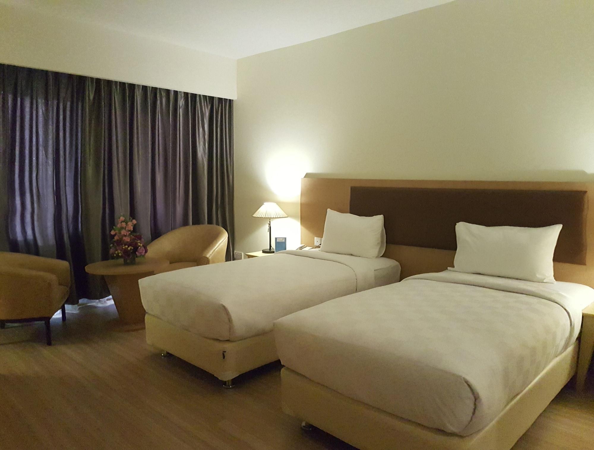 迪格兰德酒店 Batam 外观 照片
