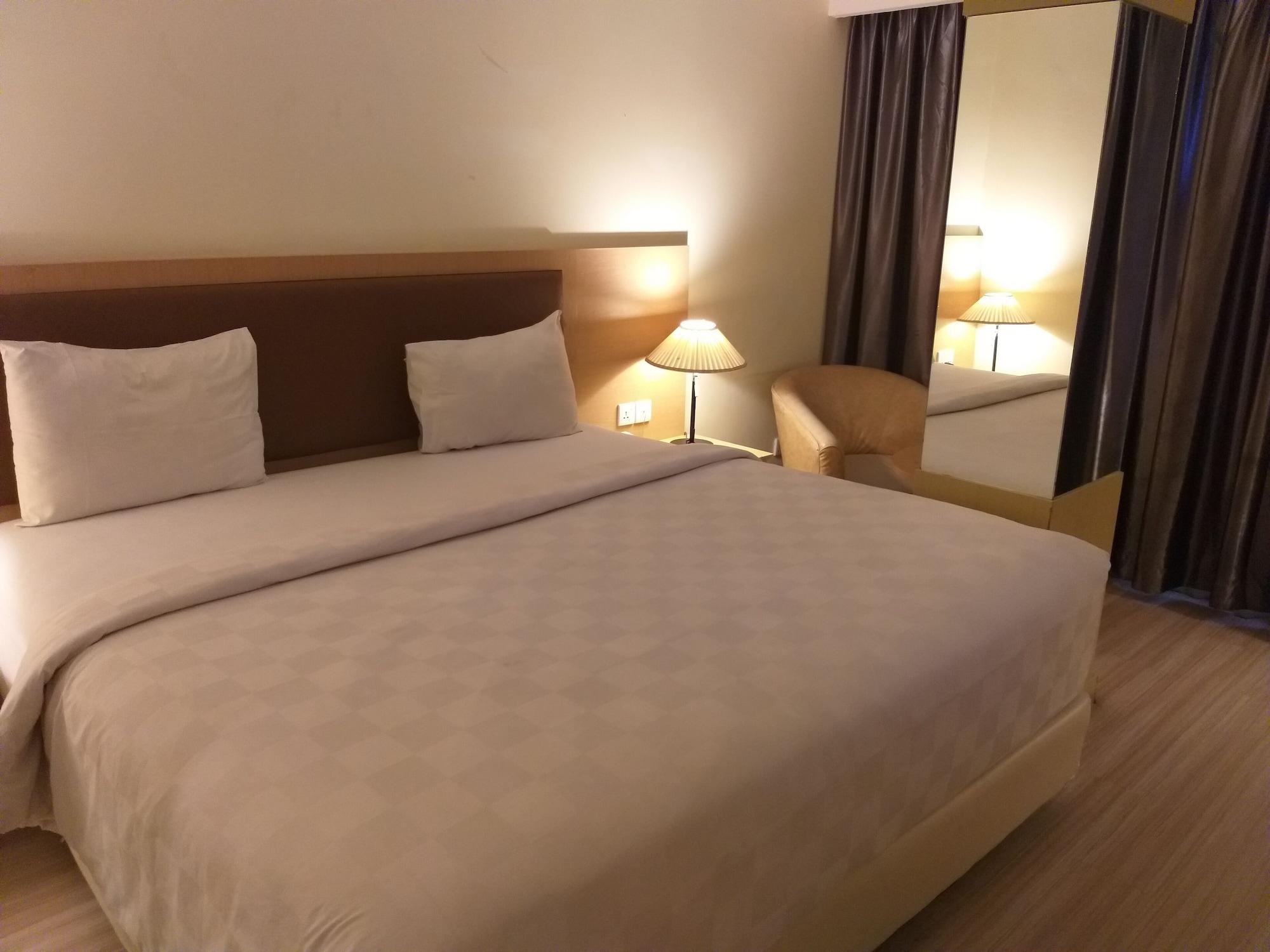 迪格兰德酒店 Batam 外观 照片